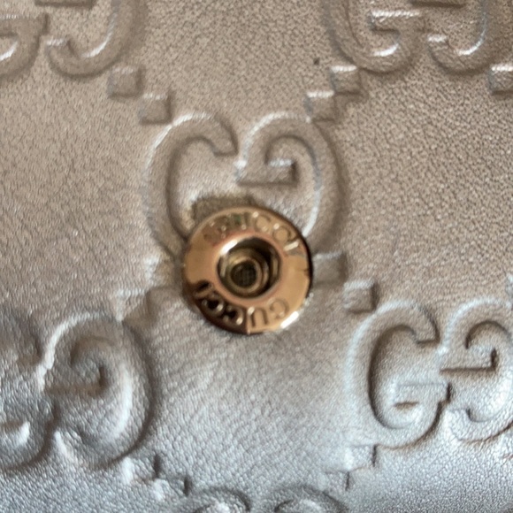 Authentic Gucci wallet - Picture 3 of 16